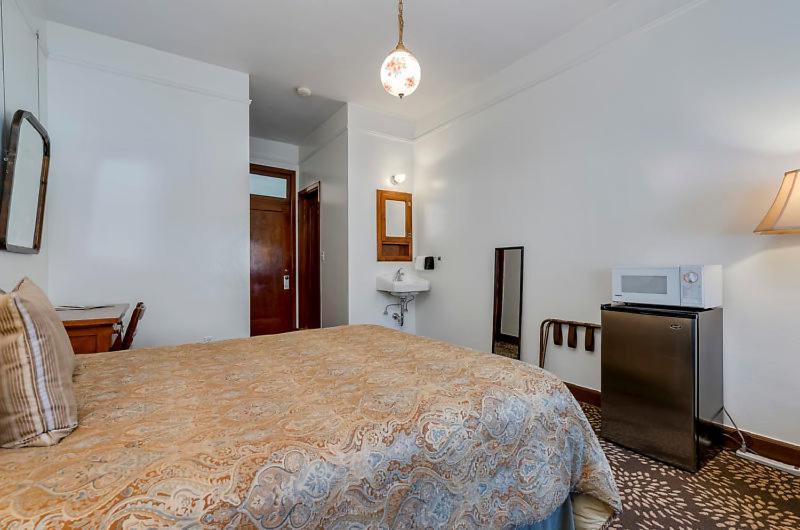Ryan Hotel Wallace Buitenkant foto