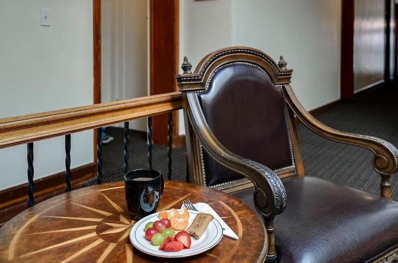 Ryan Hotel Wallace Buitenkant foto