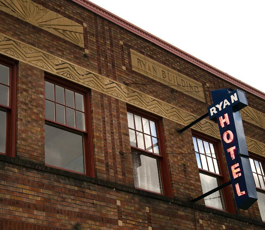 Ryan Hotel Wallace Buitenkant foto